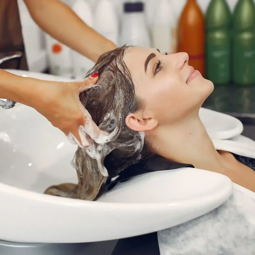corte de pelo profesional en Venus Estilistas corte de pelo profesional en Venus Estilistas