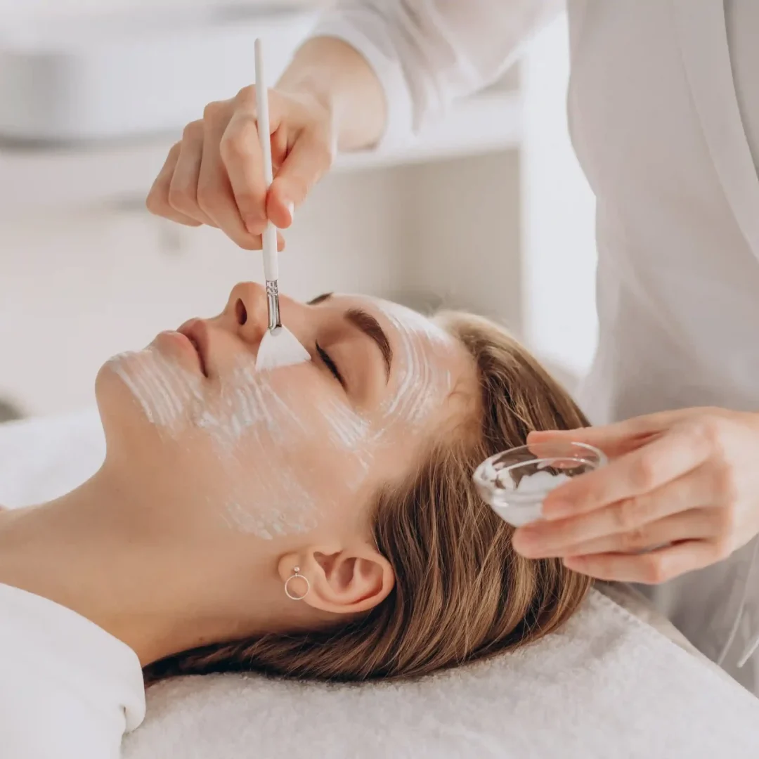 tratamiento facial relajante en salón de belleza tratamiento facial relajante en salón de belleza